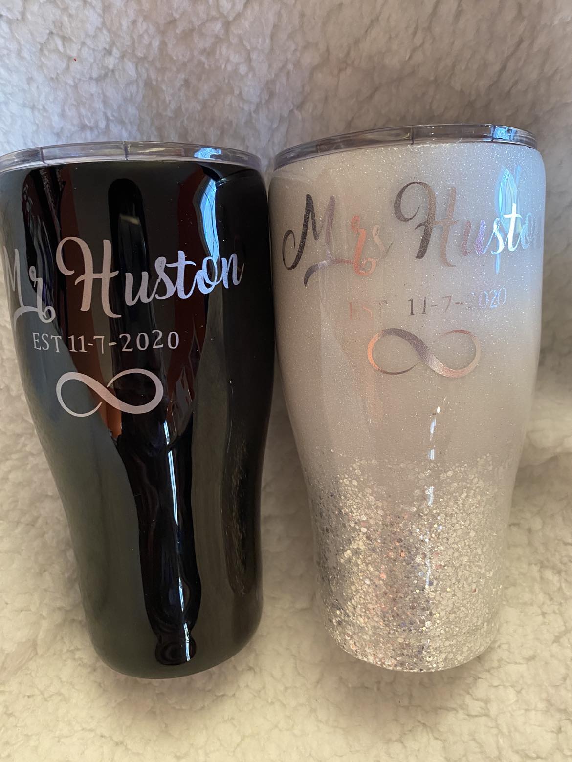 30oz Black & White Bride & Groom Modern Curve Tumbler Set